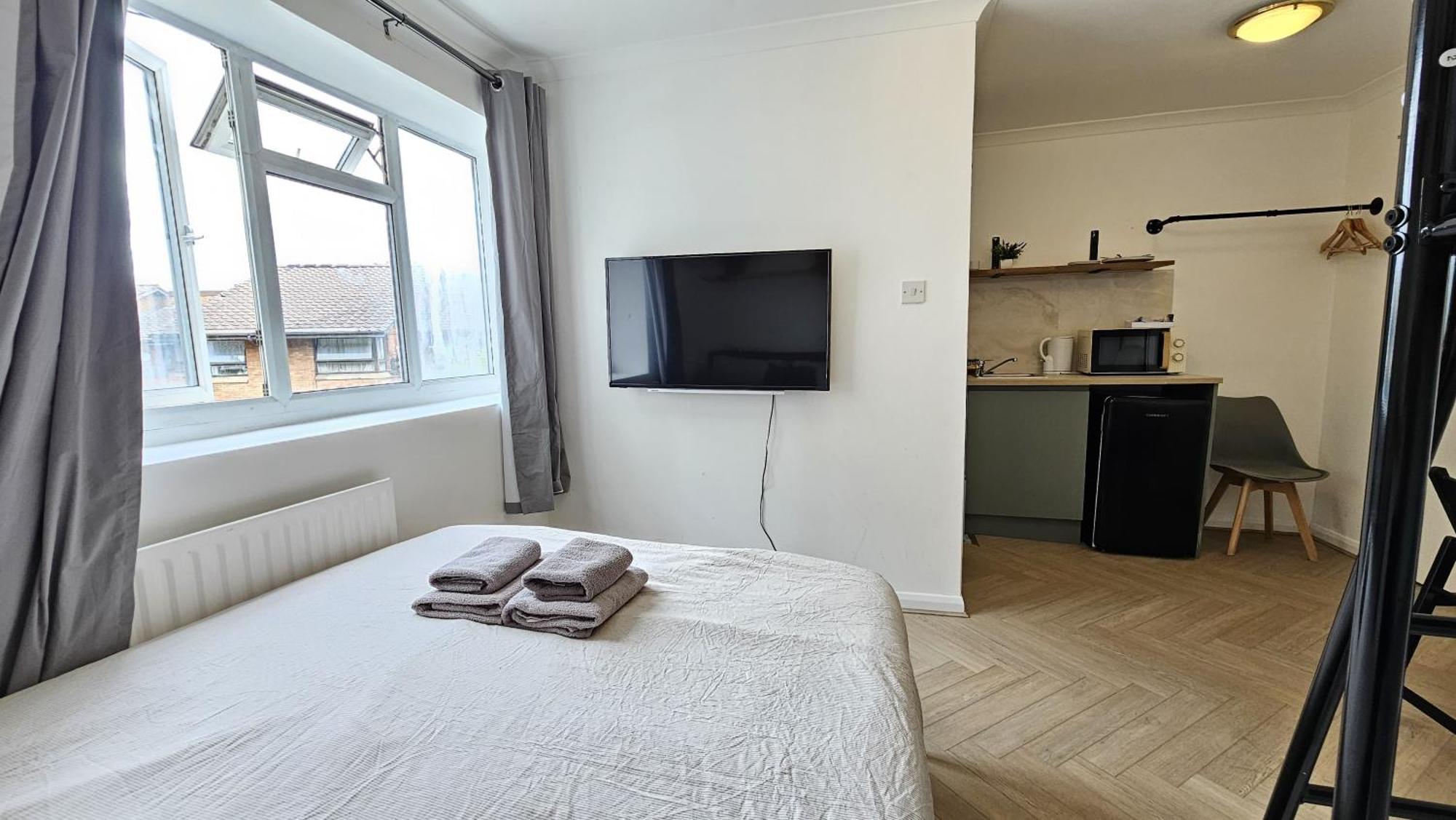 Newly Renovated Studios & Ensuite Rooms! - Camberwell London Exterior photo